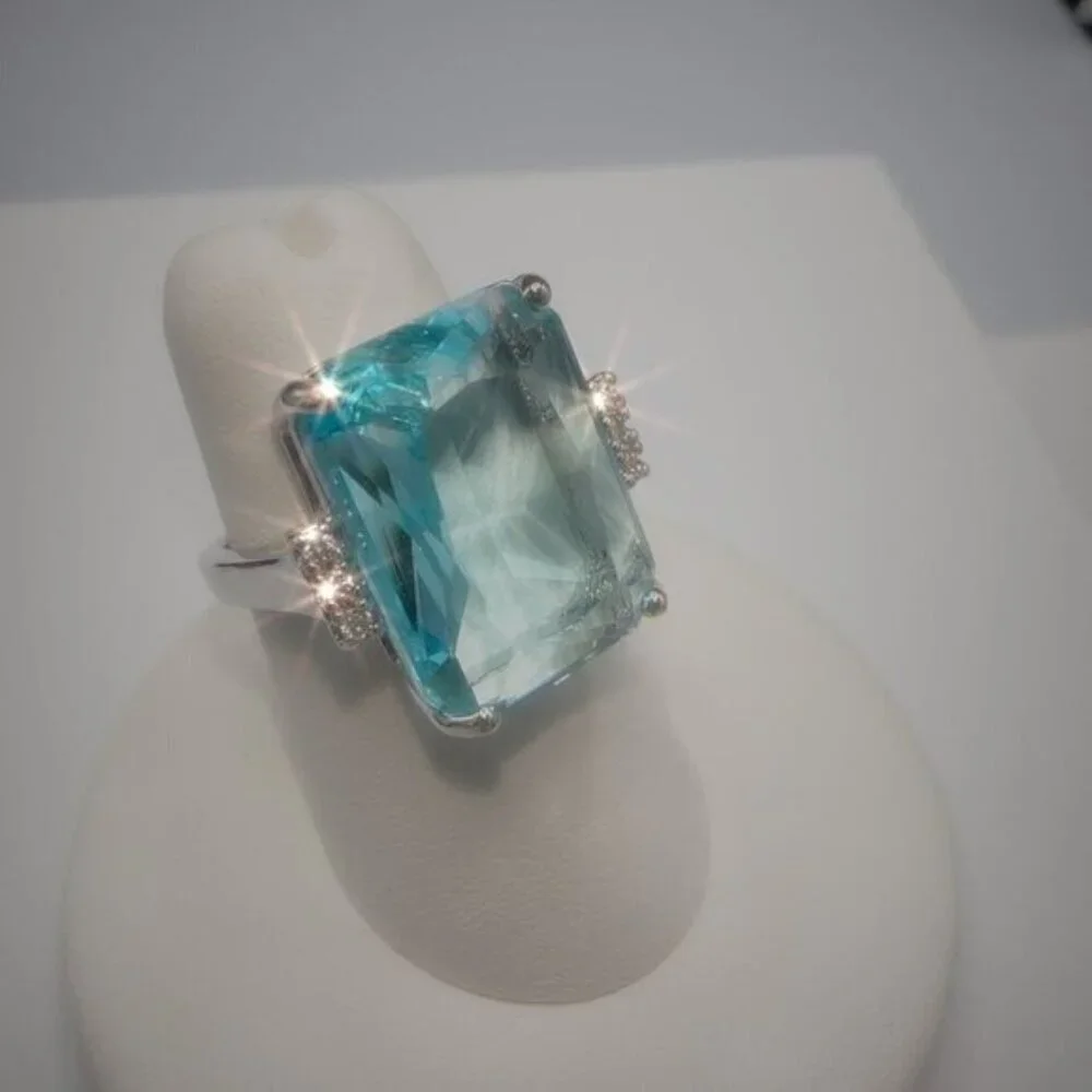 Aquamarine CZ Cocktail Ring With Silver Tone Brass Band Size 5 - Picture 2 of 11